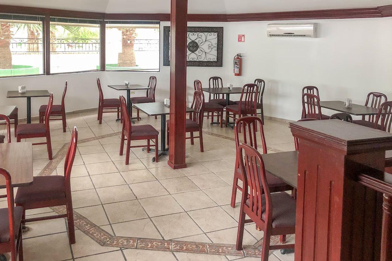 Capital O Palms Hotel, Acuna Ciudad Acuña 외부 사진