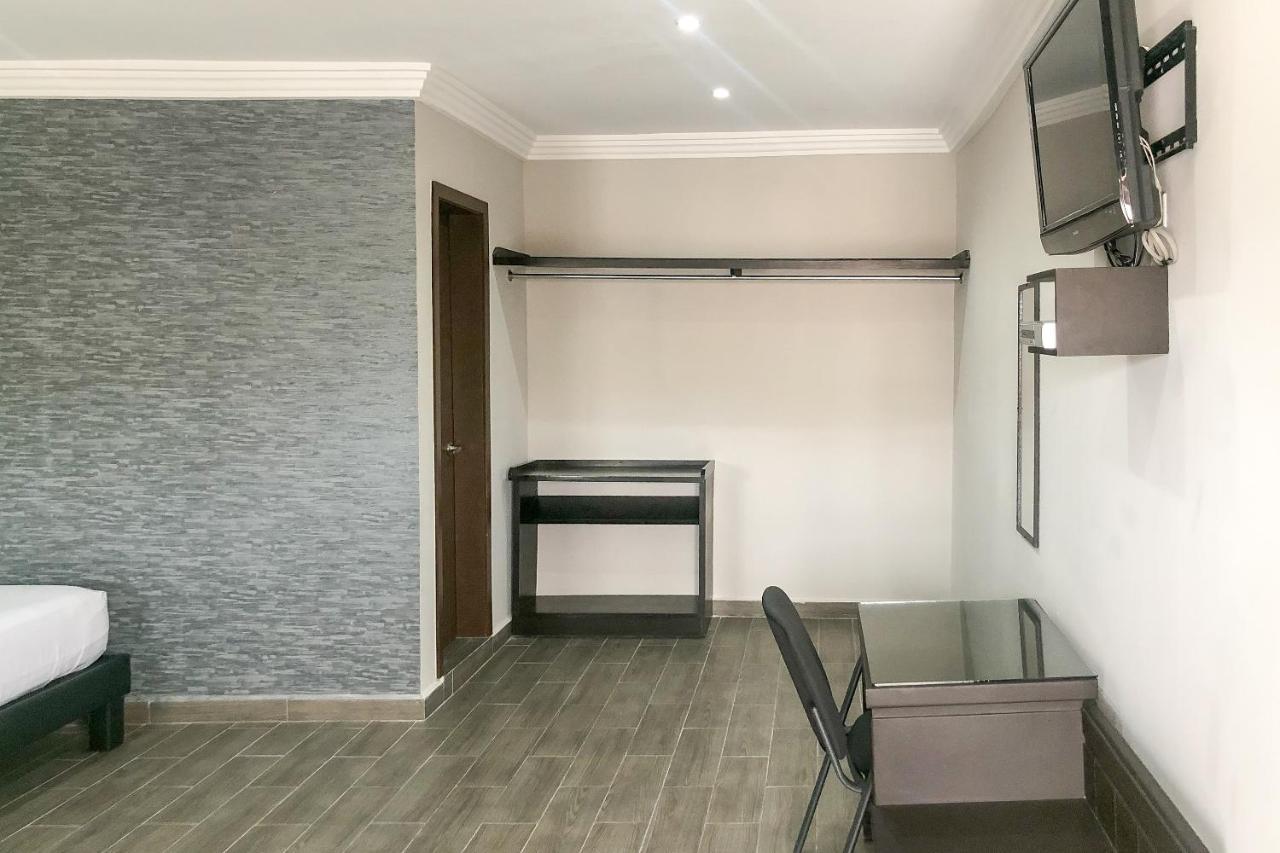 Capital O Palms Hotel, Acuna Ciudad Acuña 외부 사진