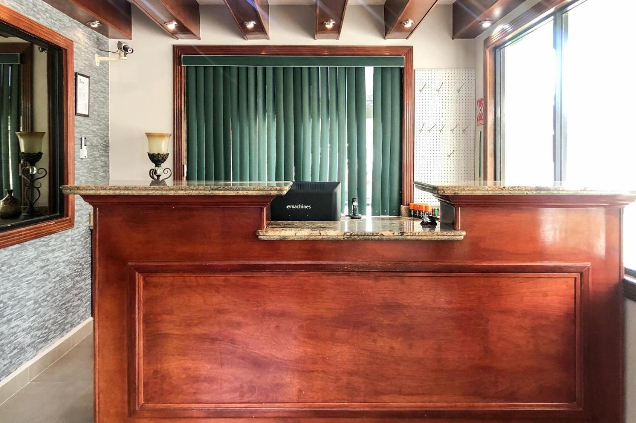 Capital O Palms Hotel, Acuna Ciudad Acuña 외부 사진
